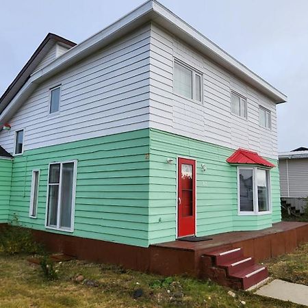 Polar Bear Bed And Breakfast Черчилл Экстерьер фото